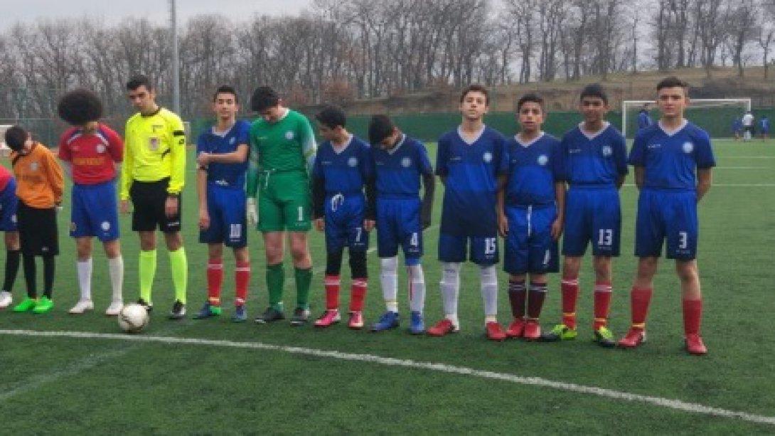 Merkez Şehit İlhan Kuşan Ortaokulu Futbol Takımı Bölge Birincisi