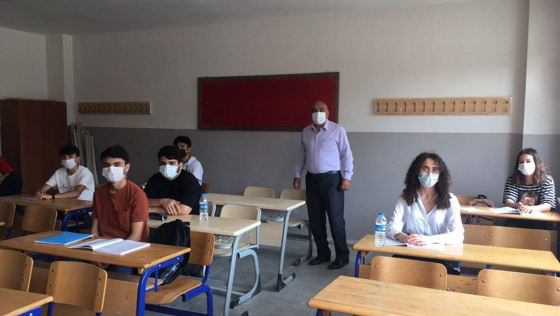 İlçe Milli Eğitim Müdürümüz Orhan BÜYÜK'ün Kavak Anadolu Lisesi Ziyareti