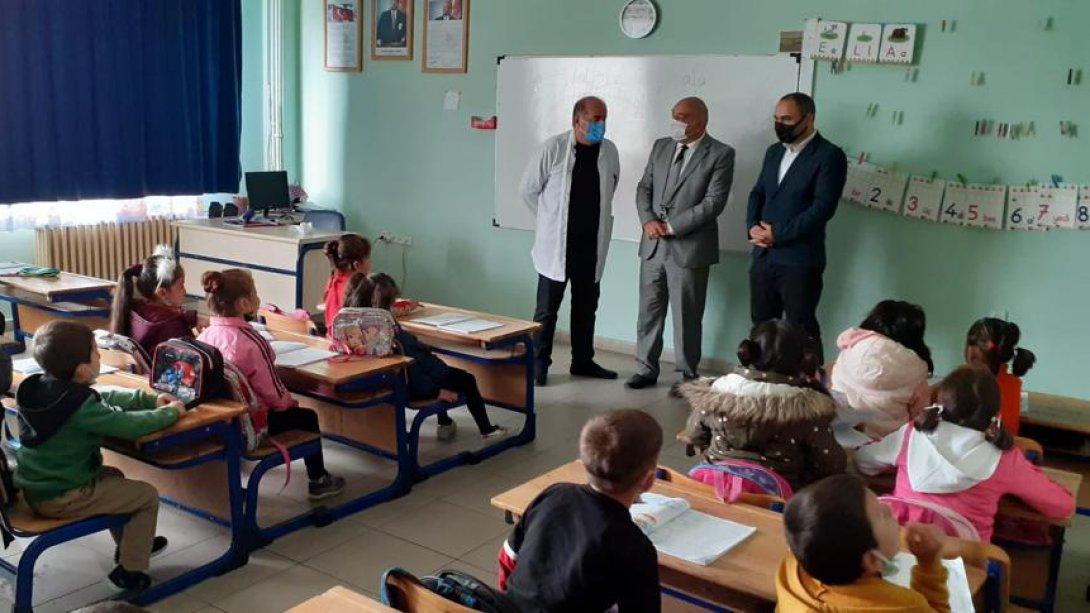 Milli eğitim müdürümüz Orhan BÜYÜK' ün Yaşar Doğu İlkokulu ziyareti