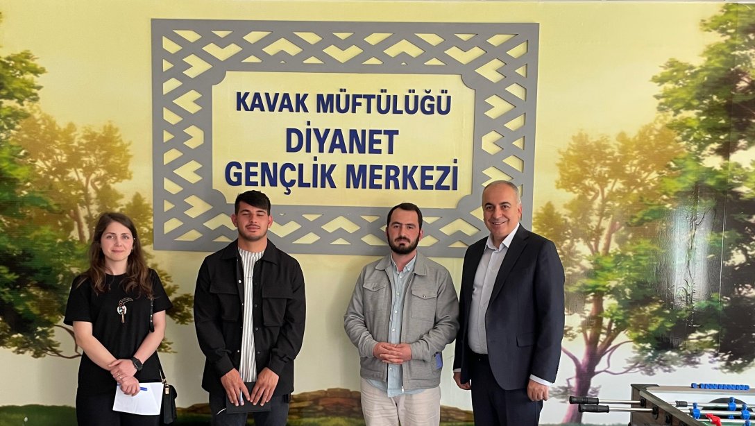Şube Müdürümüz Ali DOĞAN Kavak Diyanet Gençlik Merkezine ziyarette bulundu.