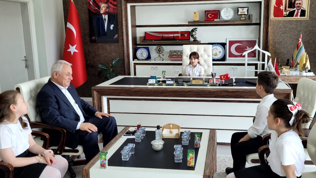 Kavakta Okullar Tatil mi?
